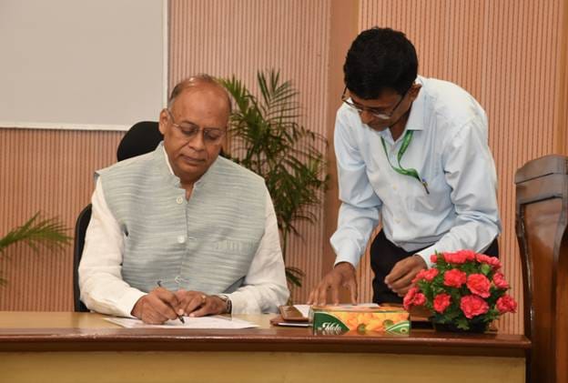 former-defence-secretary-dr-ajay-kumar-appointed-upsc-chairman