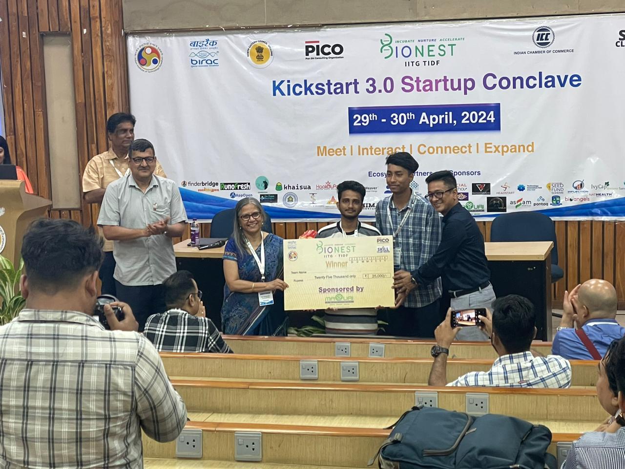 ustm-students-shine-at-kickstart-3-0-start-up-conclave