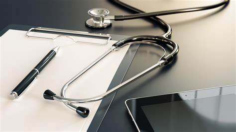 up-government-removes-rs-5lakh-fine-for-leaving-medical-seat