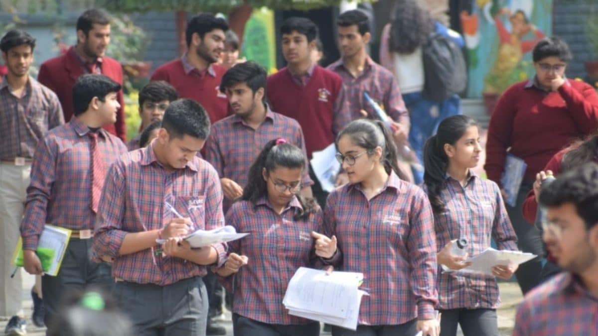 cbse-urges-parents-to-submit-correct-data-in-the-upcoming-boards