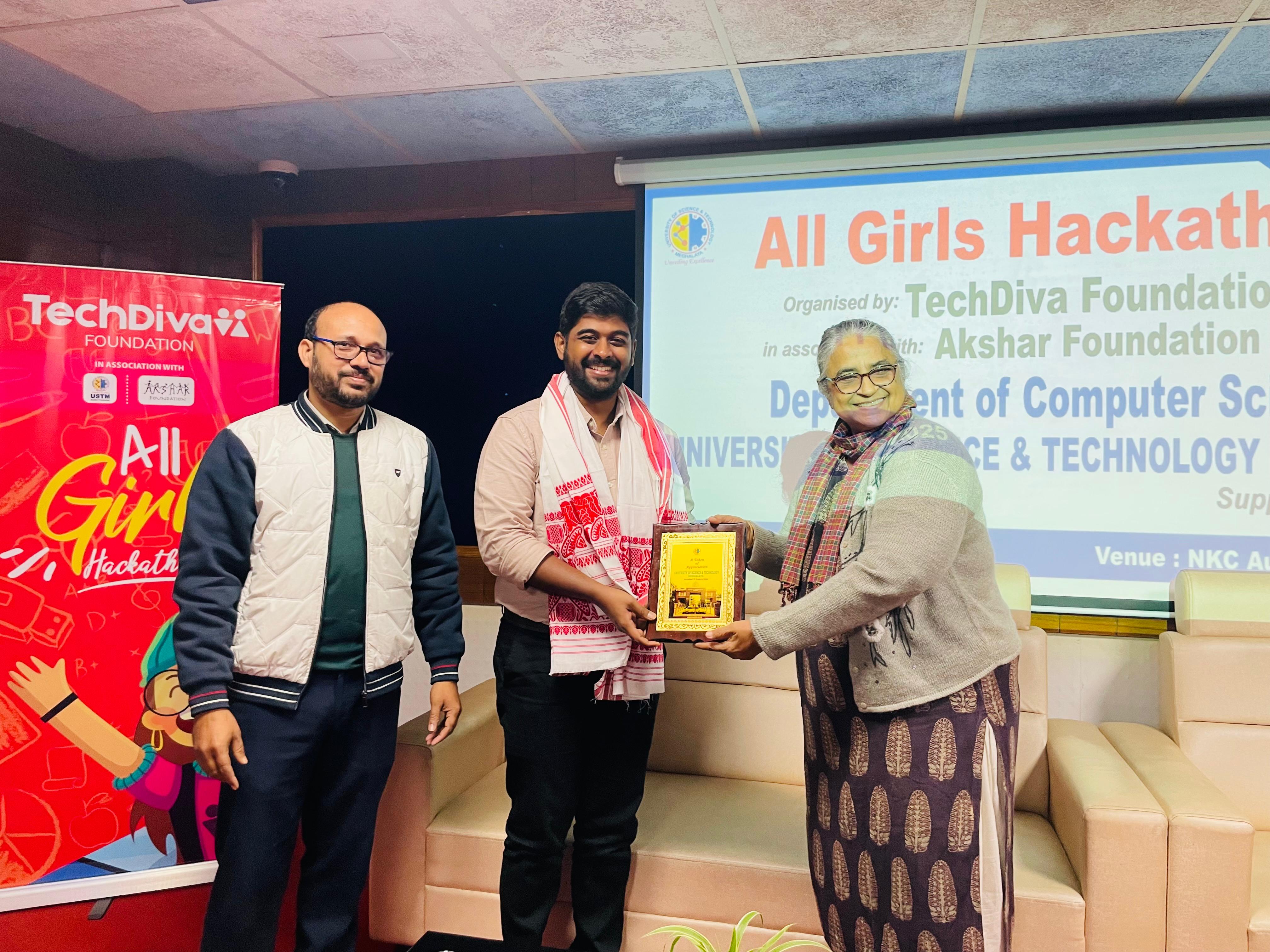 all-girls-hackathon-held-by-tech-diva-akshar-ustm